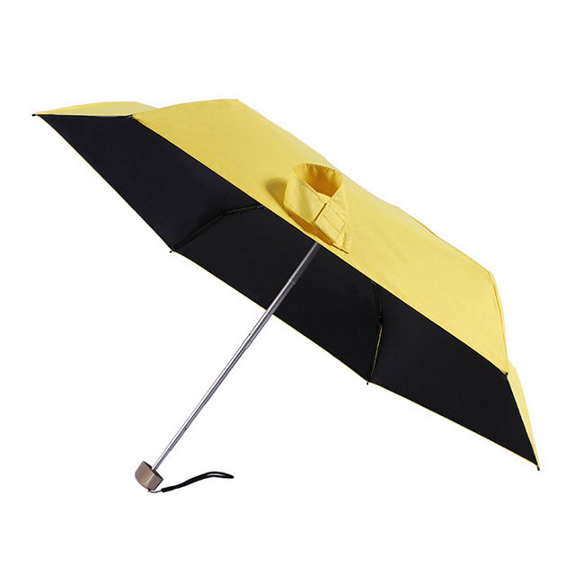 Umbrella factory organizes salesperson training